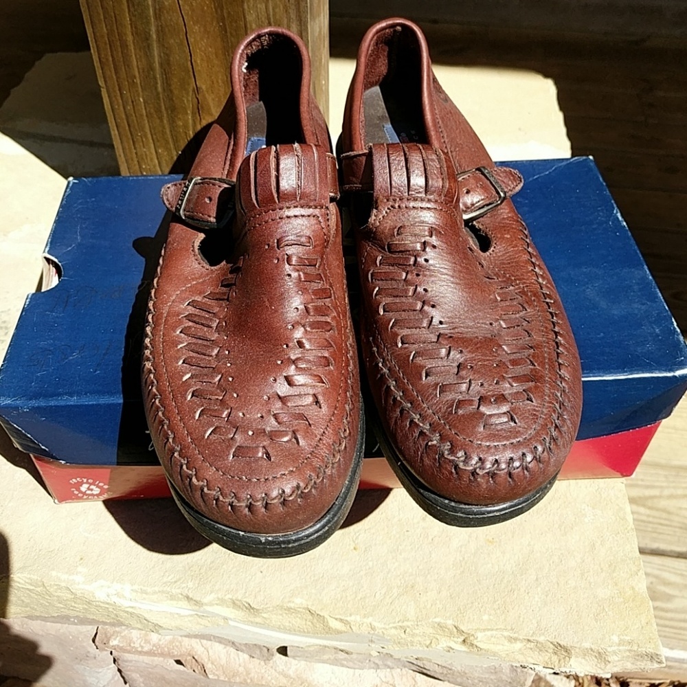 NWB Dexter Haven Shoes