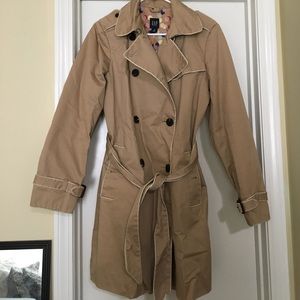 Gap trench coat