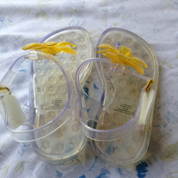 Gap Other Baby Kids Clear Yellow Jelly Gap Other Baby Kids Clear Yellow Jelly