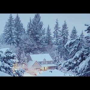 Meet your Posher, Ada