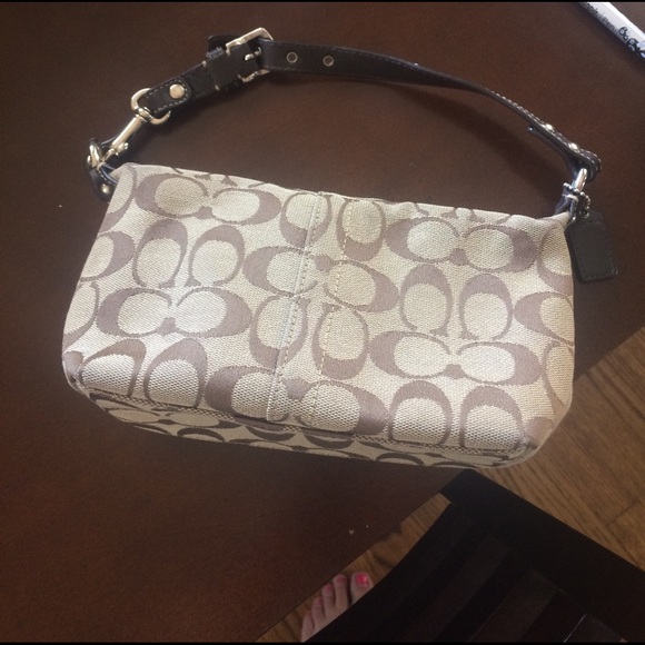 Authentic Coach Bag - Picture 2 of 4