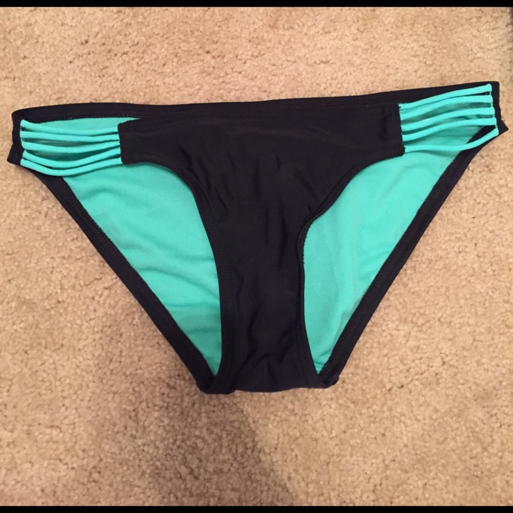Bikini bottoms