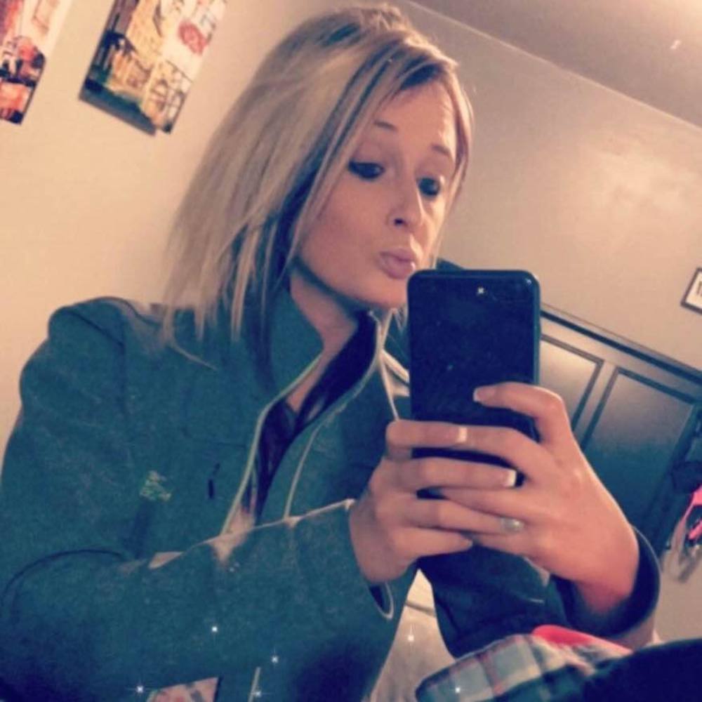 Meet your Posher, Jasmine