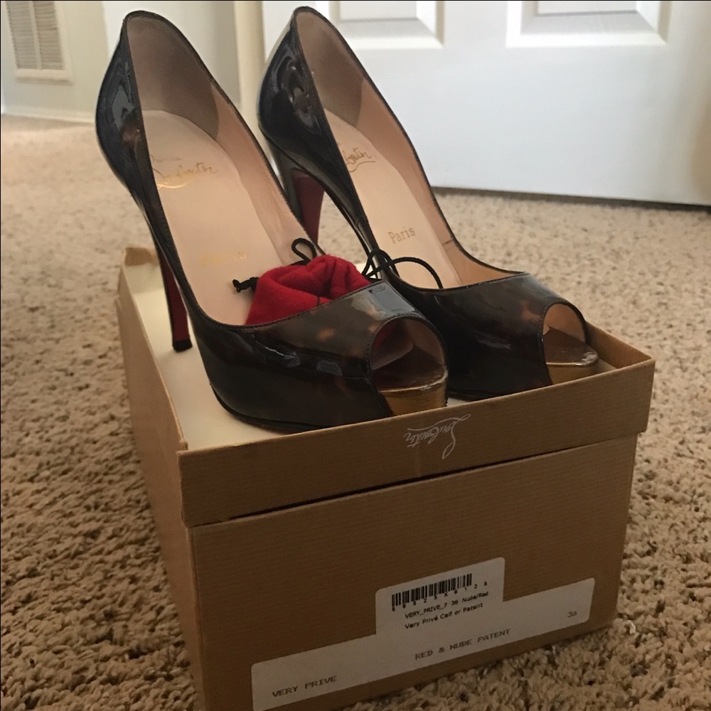 Christian louboutin size 36