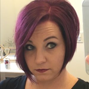 Meet your Posher, Holly