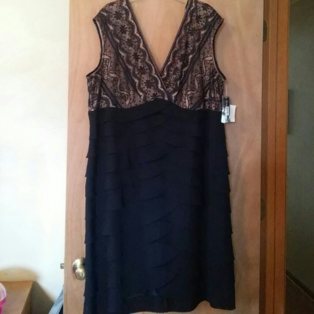 NWT Jessica Howard cocktail dress 24w