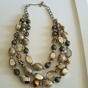 Statement necklace