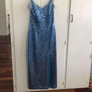 Niteline Della Roufogali Formal Sequined Dress