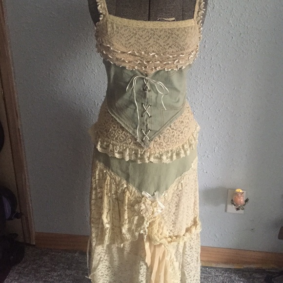 Chambray and Lace Top & Skirt - Picture 1 of 4