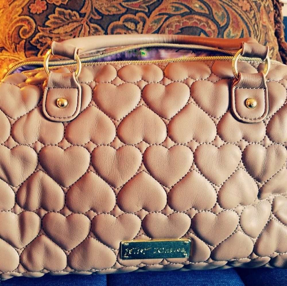 Betsey Johnson Purse (large)