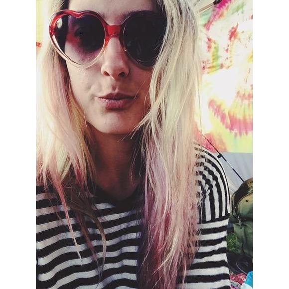 Meet your Posher, Bethany - Picture 1 of 1