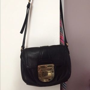 Michael kors crossbody bag