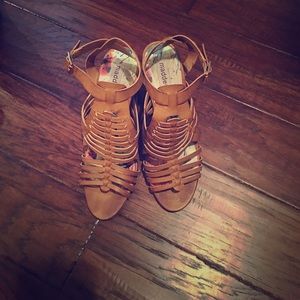 Madden Girl Heels. Great for Spring/Summer👡🌼🌻☀️