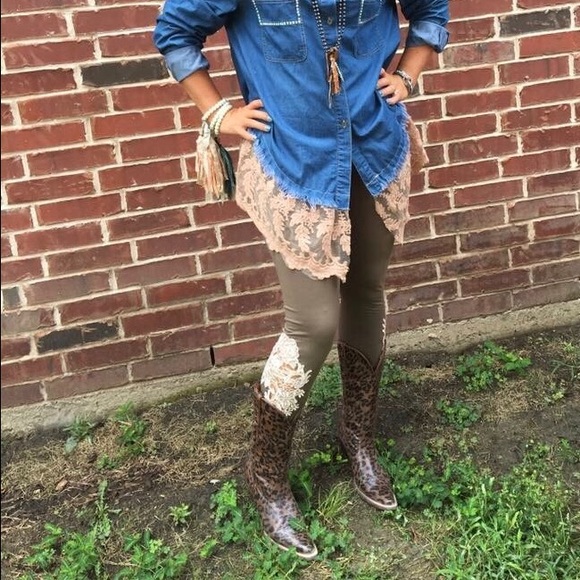 Handmade Leggings with appliqué - Picture 2 of 5