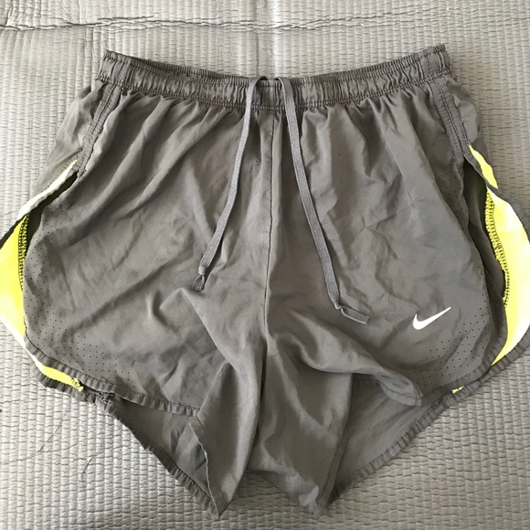 Nike Running Shorts - Picture 1 of 4