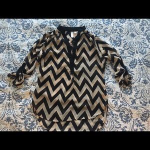 Tacera Black & Tan Blouse
