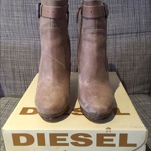 Diesel short booties