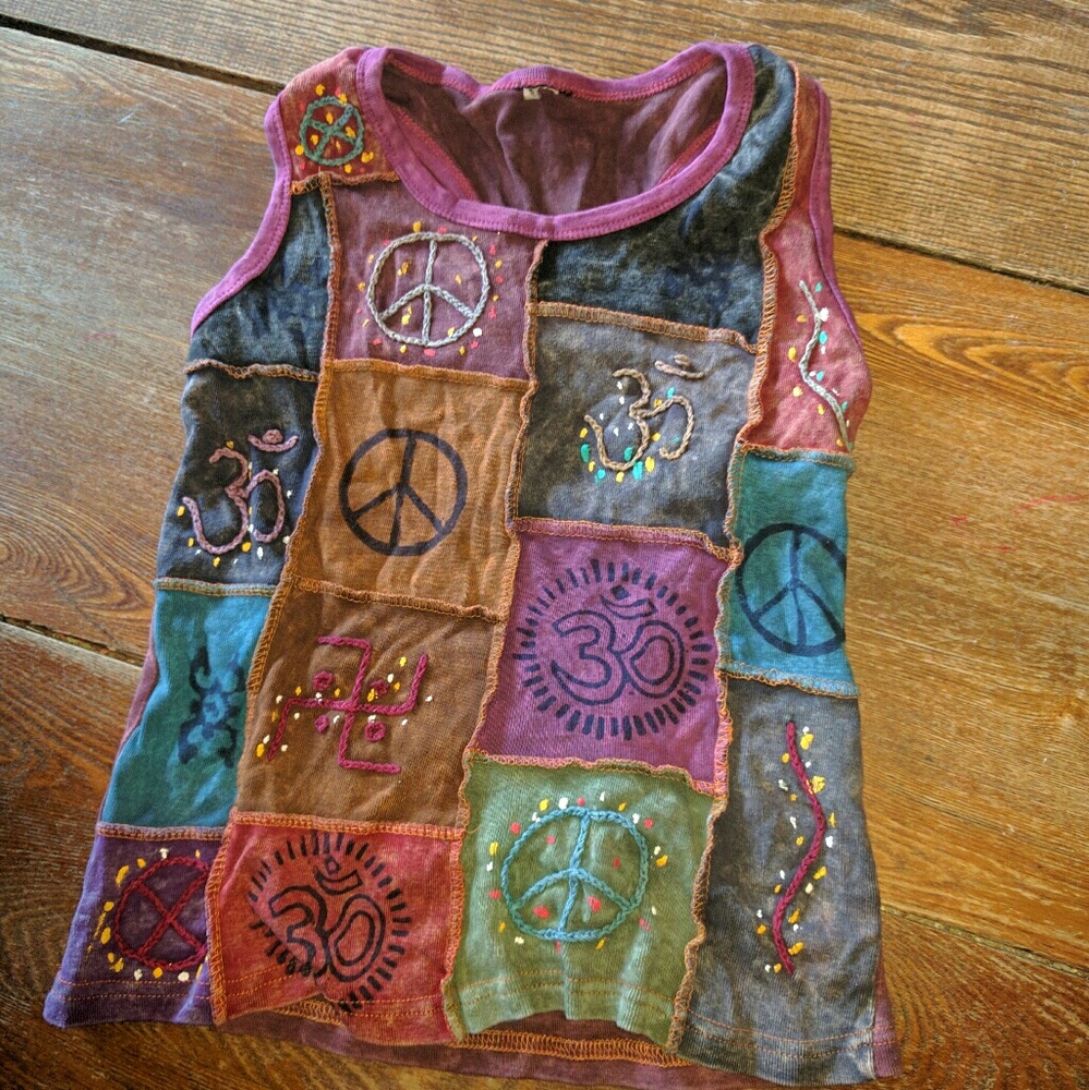 Hippie Shirt-patches and om