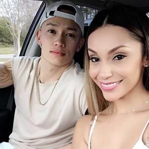 Meet your Posher, Phuoc