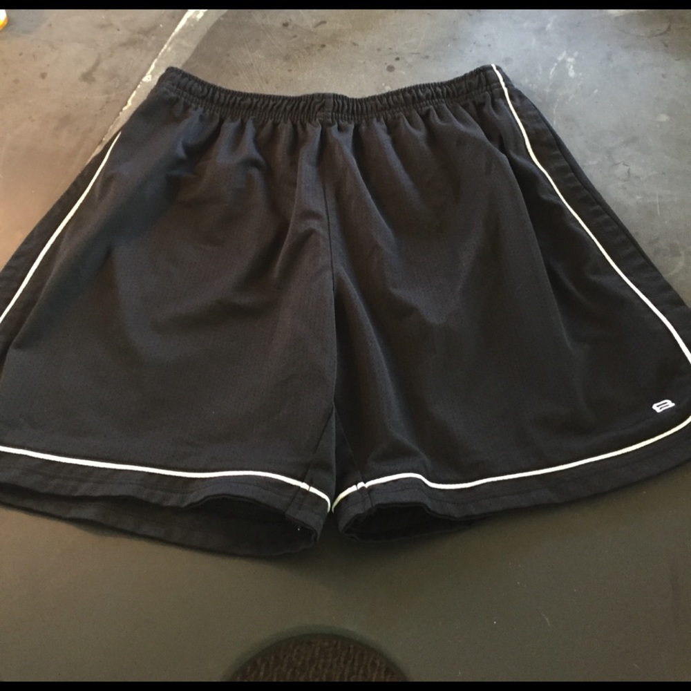 Men's basketball shorts