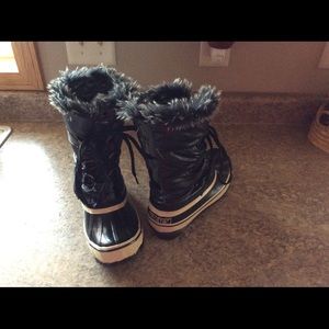 Winter boots
