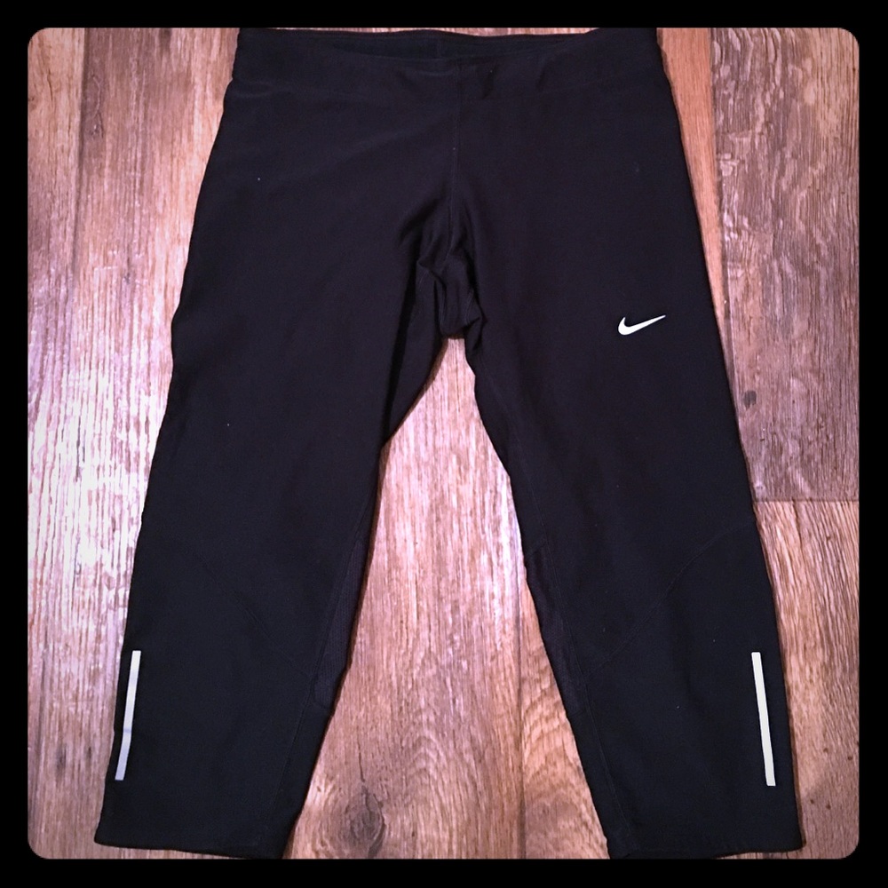 Nike Capris (Only Worn Once!)