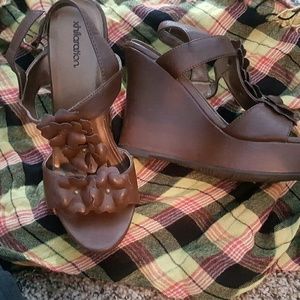 Womens shoes
