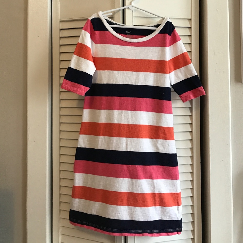 Coral, orange, navy striped t shirt GAP dress. XS