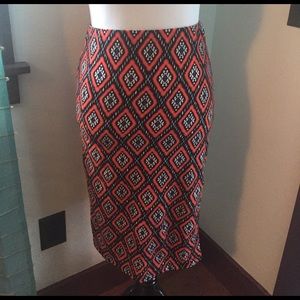 Long fitted pencil skirt Black red ikat like print