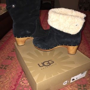 UGG Lynnea Black Suede Boots