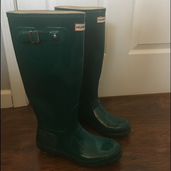 Women HUNTER brand rain boots