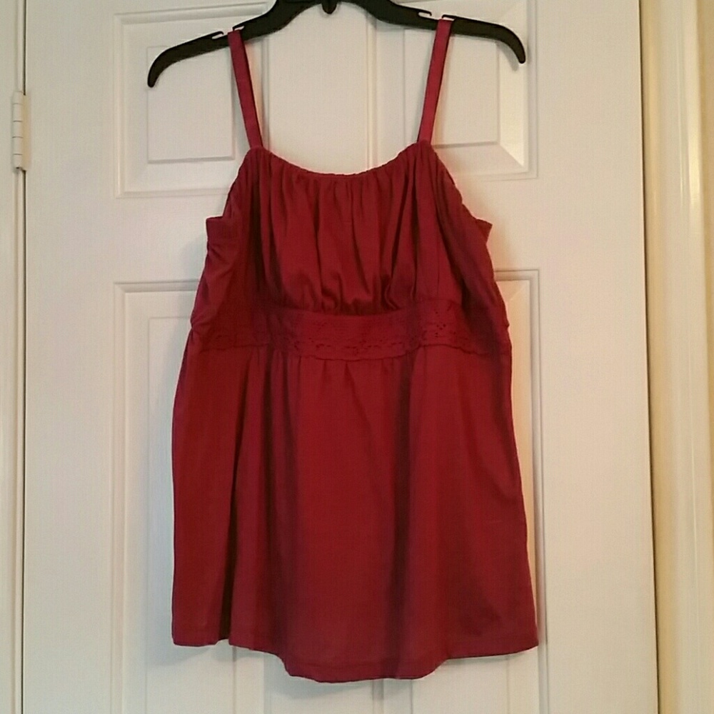 Burgandy Torrid tank top