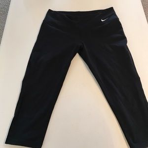 Nike Yoga Capris