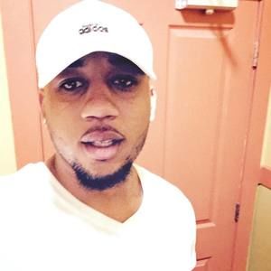 Meet your Posher, Derrick