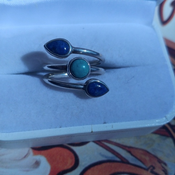 Jewelry - Turquoise and solidite sterling silver ring