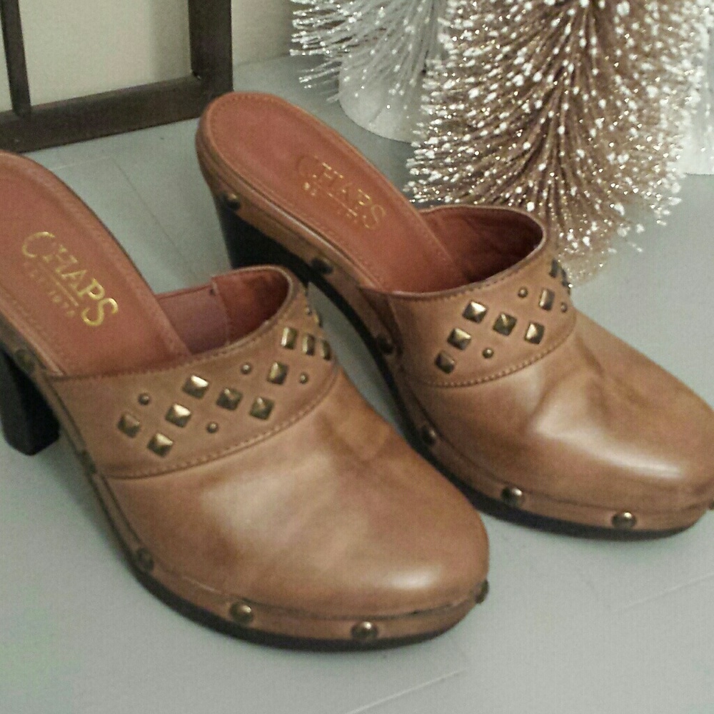 Woman's Shoe