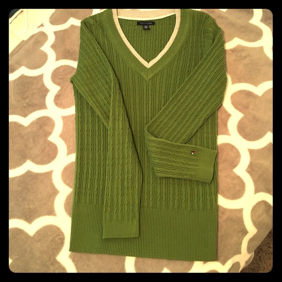Never Been Worn - Tommy Hilfiger Sweater - Picture 1 of 3