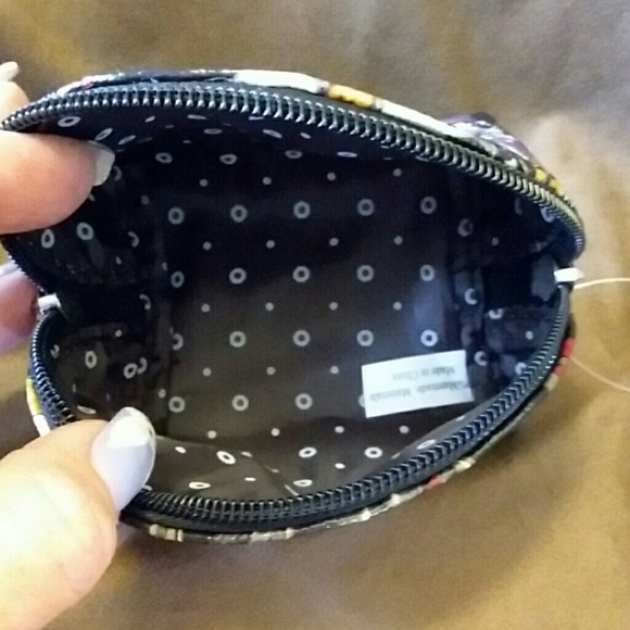 Shoe design coin purse. - Picture 6 of 6