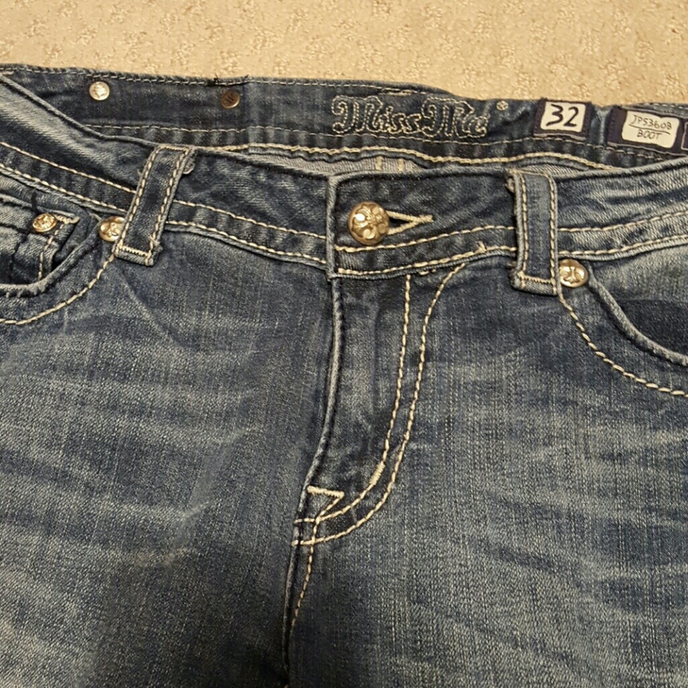 EUC, Miss Me Jeans - Picture 2 of 7