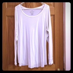 Women's AE long sleeve shirt