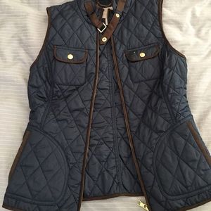 Banana republic puffer vest