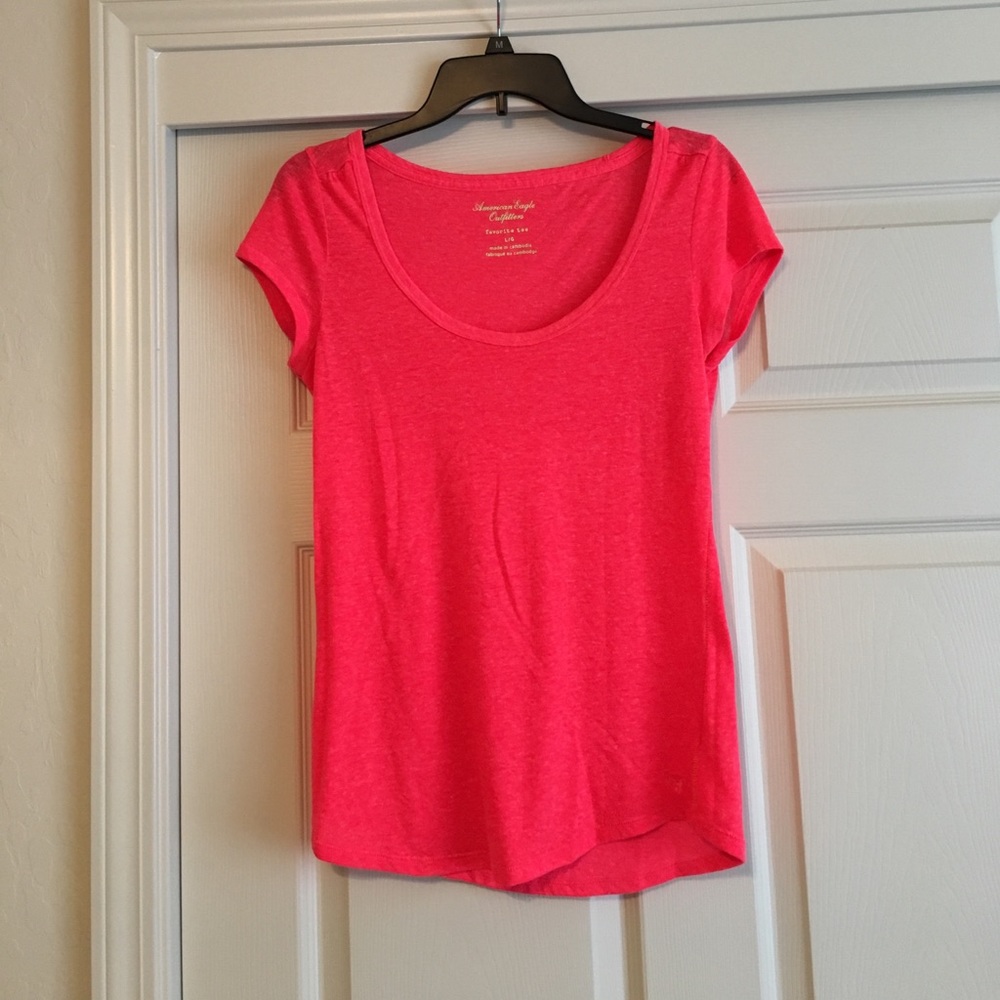 American eagle t shirt