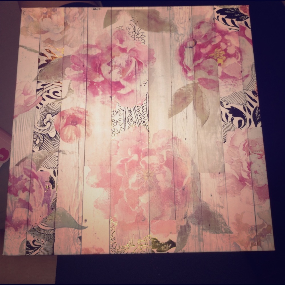 Adorable floral gift box