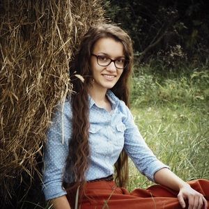 Meet your Posher, Lidia