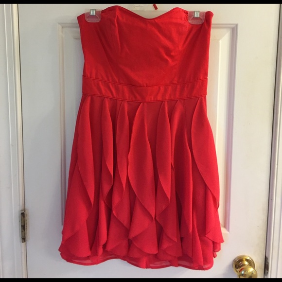 French Connection Strapless Red Dress - Picture 1 of 2