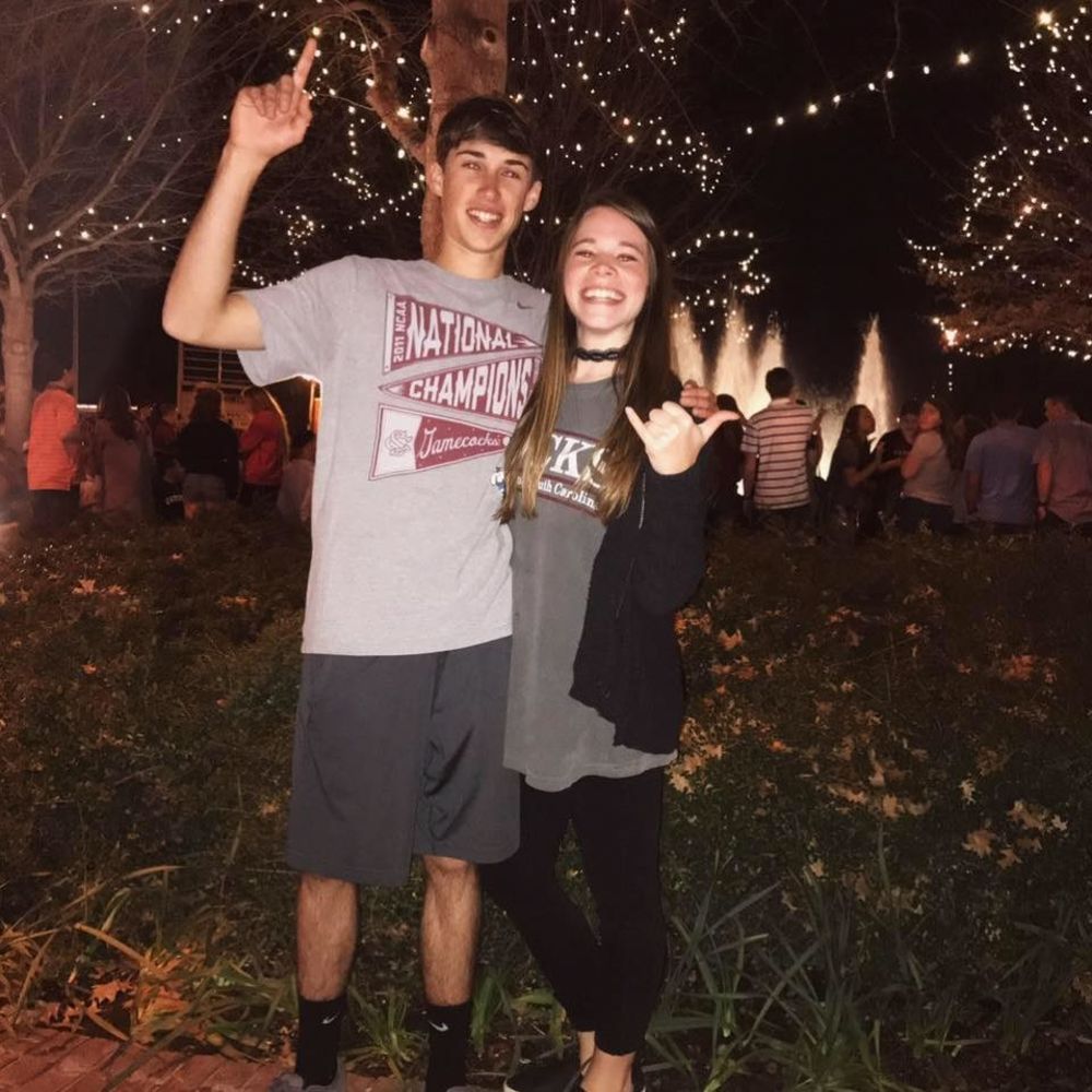 Meet your Posher, Monroe