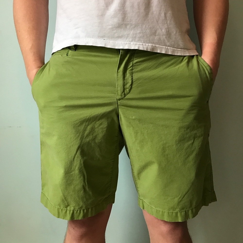 Gap green sun washed shorts