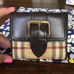 Burberry bifold wallet
