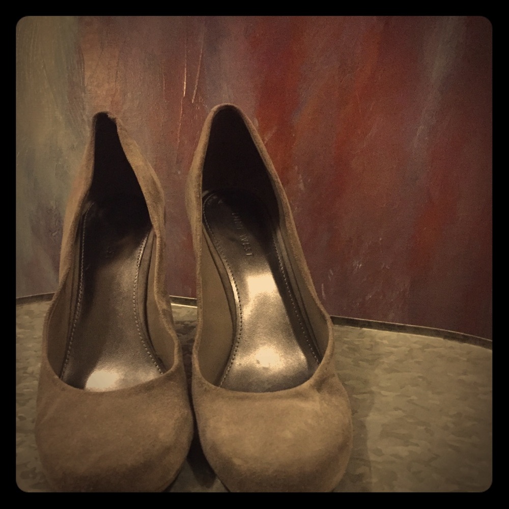 Suede Nine West wedges