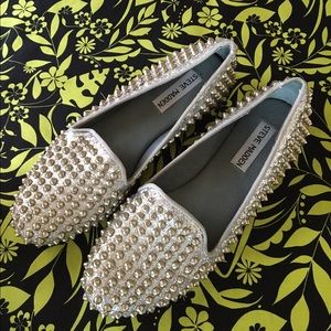 Steve Madden "Studlyy" Women's silver flats